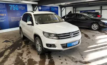 Volkswagen Tiguan 2013 года за 7 500 000 тг. в Астана фото 2