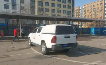 Toyota Hilux 2017 года за 15 000 000 тг. в Алматы фото 4