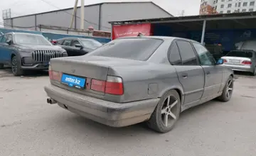 BMW 5 серии 1993 года за 2 500 000 тг. в Шымкент фото 3