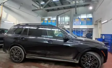 BMW X7 2022 года за 80 000 000 тг. в Астана фото 4