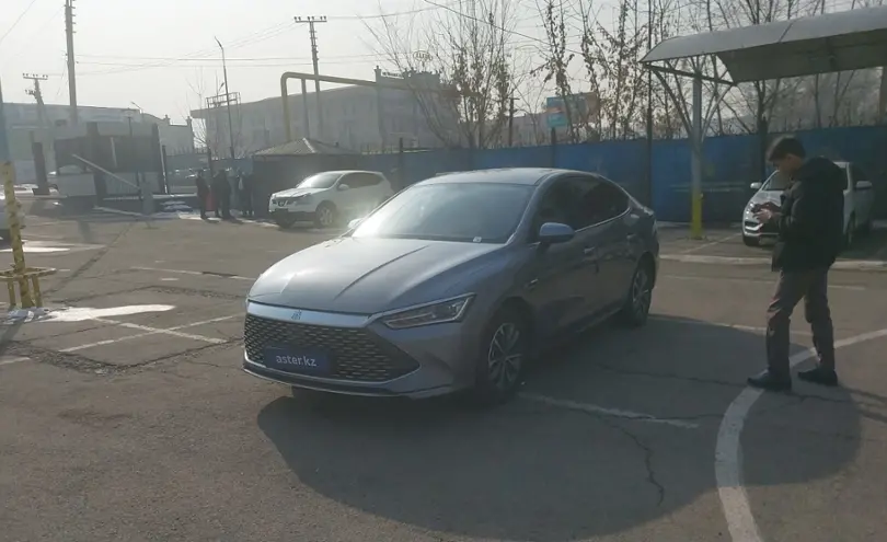 BYD Qin 2023 года за 7 500 000 тг. в Алматы