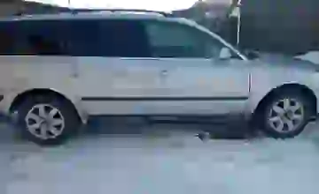 Volkswagen Passat 2001 года за 2 300 000 тг. в Астана фото 2