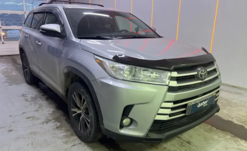 Toyota Highlander 2019 года за 16 000 000 тг. в Павлодар фото 3