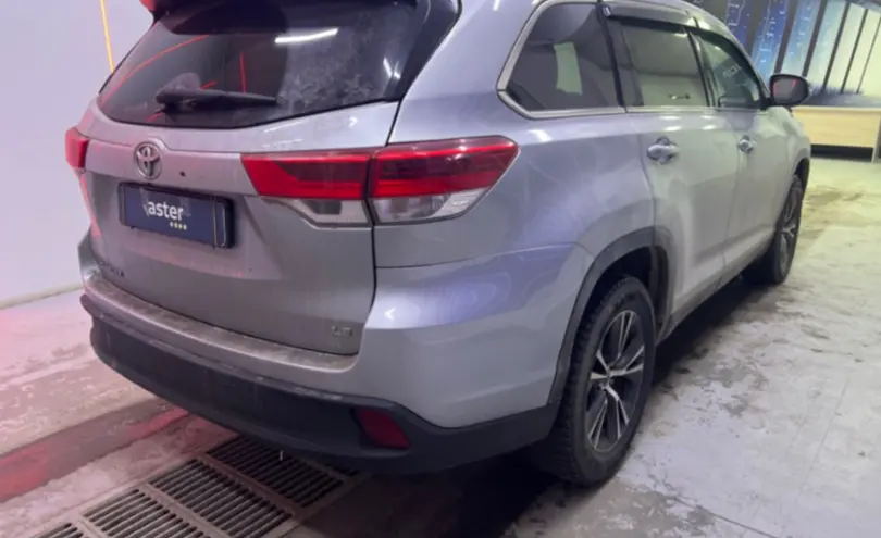 Toyota Highlander 2019 года за 16 000 000 тг. в Павлодар фото 5