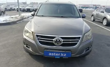 Volkswagen Tiguan 2008 года за 5 500 000 тг. в Алматы фото 2