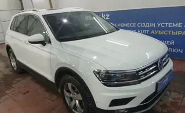 Volkswagen Tiguan 2017 года за 16 000 000 тг. в Астана фото 3