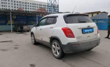 Chevrolet Tracker 2015 года за 5 500 000 тг. в Шымкент фото 4
