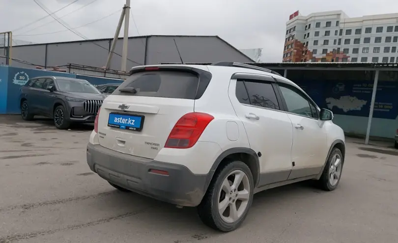 Chevrolet Tracker 2015 года за 5 300 000 тг. в Шымкент фото 3