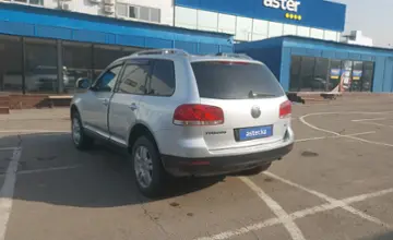 Volkswagen Touareg 2002 года за 4 600 000 тг. в Алматы фото 4