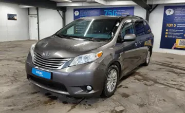 Toyota Sienna 2014 года за 13 400 000 тг. в Астана фото 1