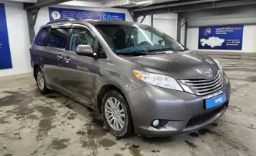 Toyota Sienna 2014 года за 13 400 000 тг. в Астана фото 2