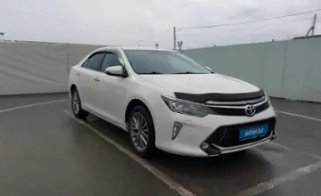 Toyota Camry 2017 года за 11 500 000 тг. в Шымкент фото 2