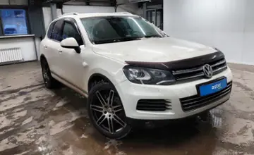 Volkswagen Touareg 2011 года за 11 000 000 тг. в Астана фото 2