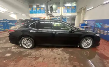 Toyota Camry 2019 года за 12 500 000 тг. в Астана фото 4