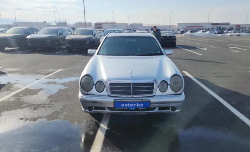 Mercedes-Benz E-Класс 1996 года за 1 700 000 тг. в Алматы фото 2