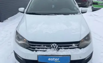 Volkswagen Polo 2015 года за 3 800 000 тг. в Караганда фото 2