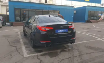 Kia K5 2011 года за 7 000 000 тг. в Алматы фото 4