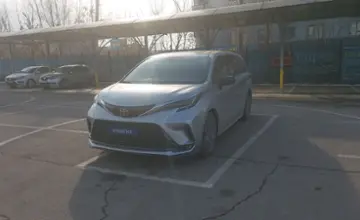 Toyota Sienna 2021 года за 18 000 000 тг. в Алматы фото 1