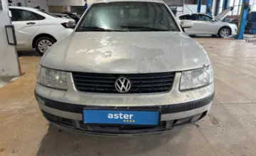 Volkswagen Passat 1997 года за 1 200 000 тг. в Караганда фото 2