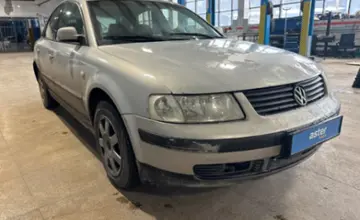 Volkswagen Passat 1997 года за 1 200 000 тг. в Караганда фото 3