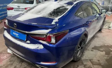 Lexus ES 2022 года за 27 500 000 тг. в Астана