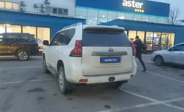 Toyota Land Cruiser Prado 2022 года за 32 000 000 тг. в Алматы фото 4