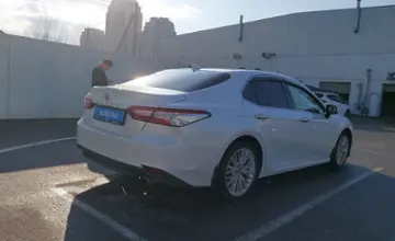 Toyota Camry 2019 года за 15 000 000 тг. в Шымкент фото 3