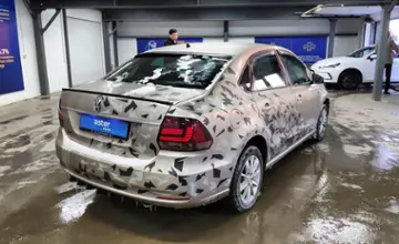 Volkswagen Polo 2015 года за 3 500 000 тг. в Астана фото 3