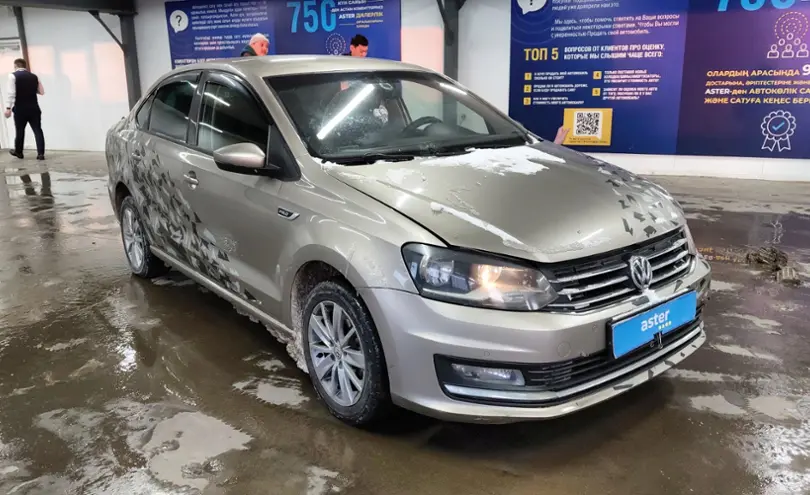 Volkswagen Polo 2015 года за 3 500 000 тг. в Астана фото 2