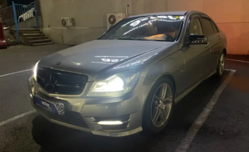 Mercedes-Benz C-Класс 2011 года за 7 000 000 тг. в Тараз