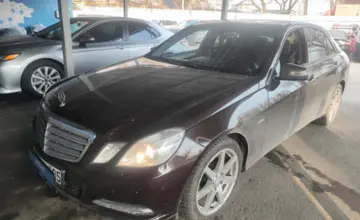 Mercedes-Benz E-Класс 2011 года за 650 000 тг. в Алматы фото 1