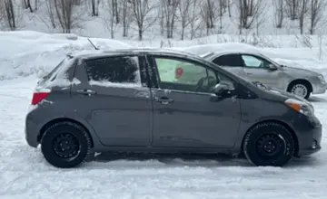 Toyota Yaris 2012 года за 5 500 000 тг. в Усть-Каменогорск фото 4