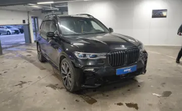 BMW X7 2022 года за 51 000 000 тг. в Астана фото 2