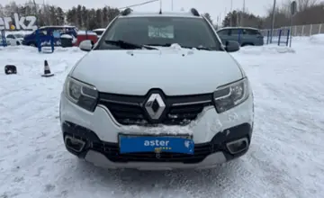 Renault Sandero 2021 года за 5 500 000 тг. в Усть-Каменогорск фото 2