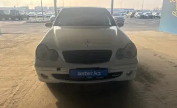 Mercedes-Benz C-Класс 2005 года за 3 700 000 тг. в Алматы фото 2