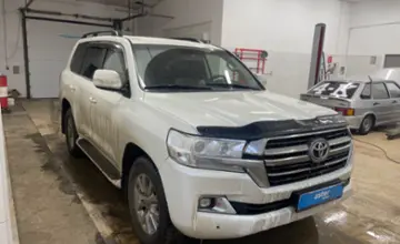 Toyota Land Cruiser 2017 года за 35 000 000 тг. в Актобе фото 3