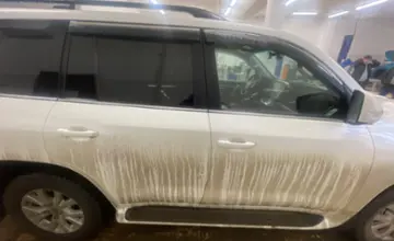 Toyota Land Cruiser 2017 года за 35 000 000 тг. в Актобе фото 4