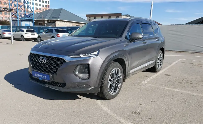 Hyundai Santa Fe 2018 года за 14 000 000 тг. в Шымкент