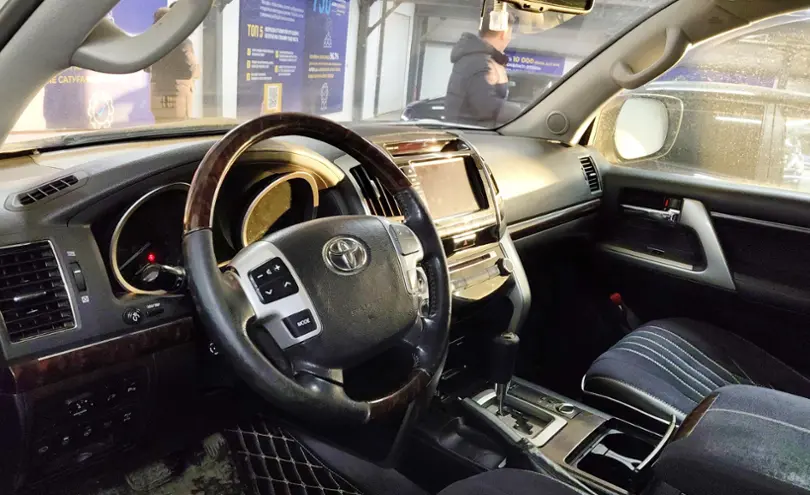 Toyota Land Cruiser 2012 года за 22 000 000 тг. в Астана фото 5