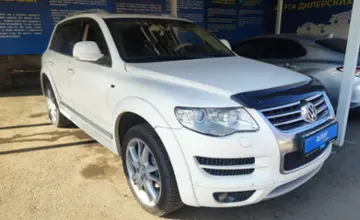Volkswagen Touareg 2010 года за 6 500 000 тг. в Алматы фото 3