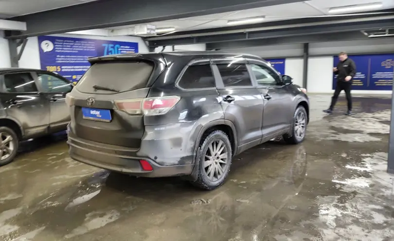 Toyota Highlander 2014 года за 12 000 000 тг. в Астана фото 3
