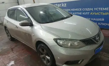 Nissan Tiida 2015 года за 5 000 000 тг. в Астана фото 3