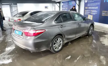 Toyota Camry 2015 года за 9 800 000 тг. в Астана фото 3