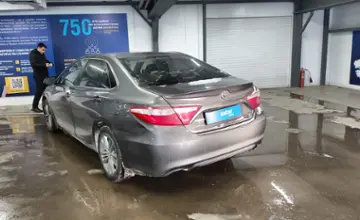 Toyota Camry 2015 года за 9 800 000 тг. в Астана фото 4