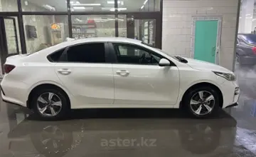 Kia Cerato 2018 года за 7 600 000 тг. в Астана