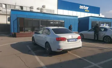 Volkswagen Jetta 2014 года за 4 500 000 тг. в Алматы фото 4