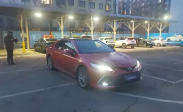 Toyota Camry 2021 года за 15 000 000 тг. в Алматы фото 2