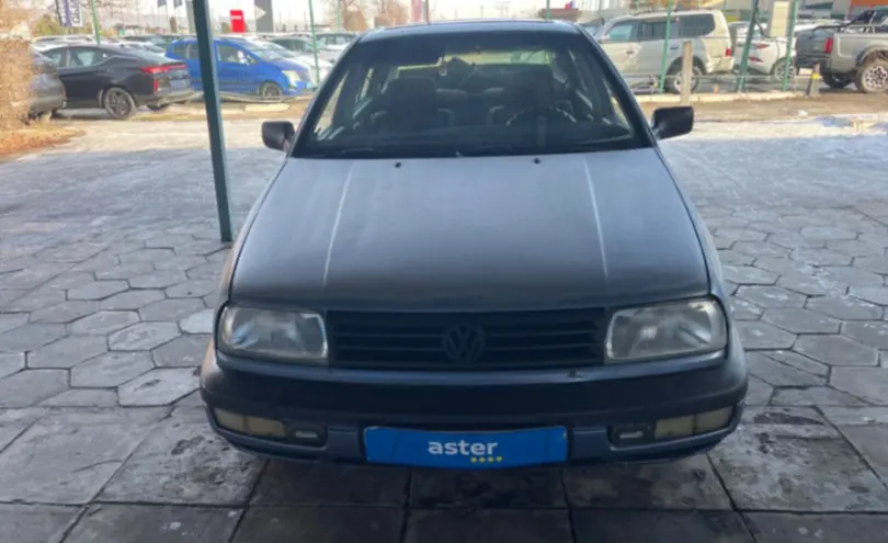 Volkswagen Vento 1993 года за 1 200 000 тг. в Талдыкорган фото 2