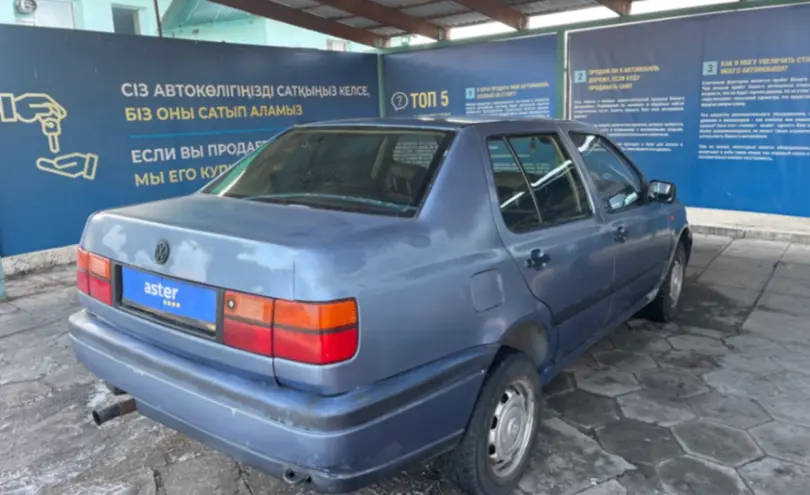 Volkswagen Vento 1993 года за 1 200 000 тг. в Талдыкорган фото 5