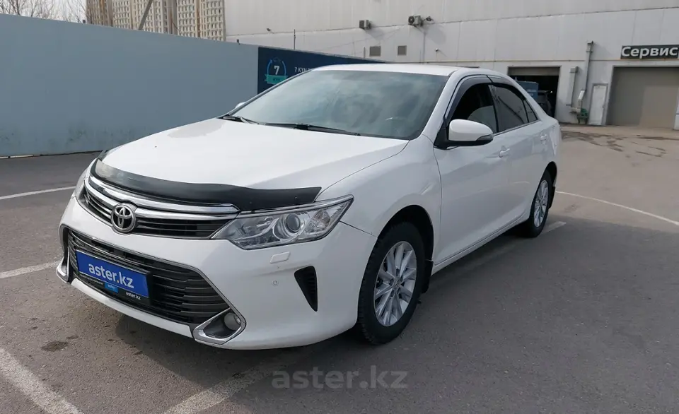 Toyota Camry 2015 года за 10 500 000 тг. в Шымкент
